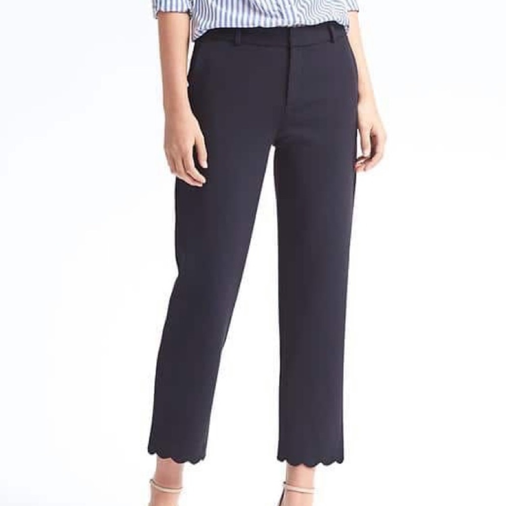 NWOT Banana Republic Navy Scalloped Pant 8S Avery